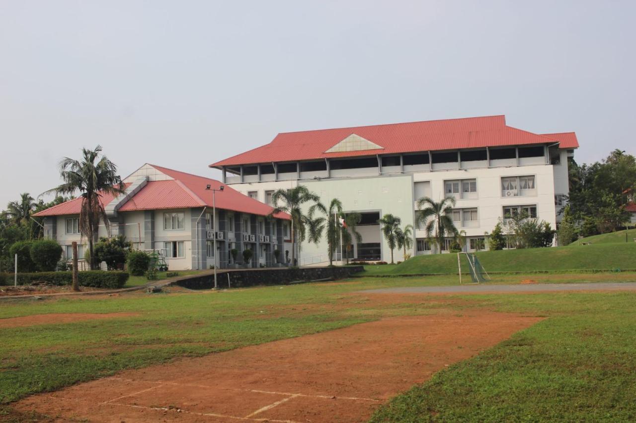 Angamaly Convention Centre Hotel Kochi ภายนอก รูปภาพ