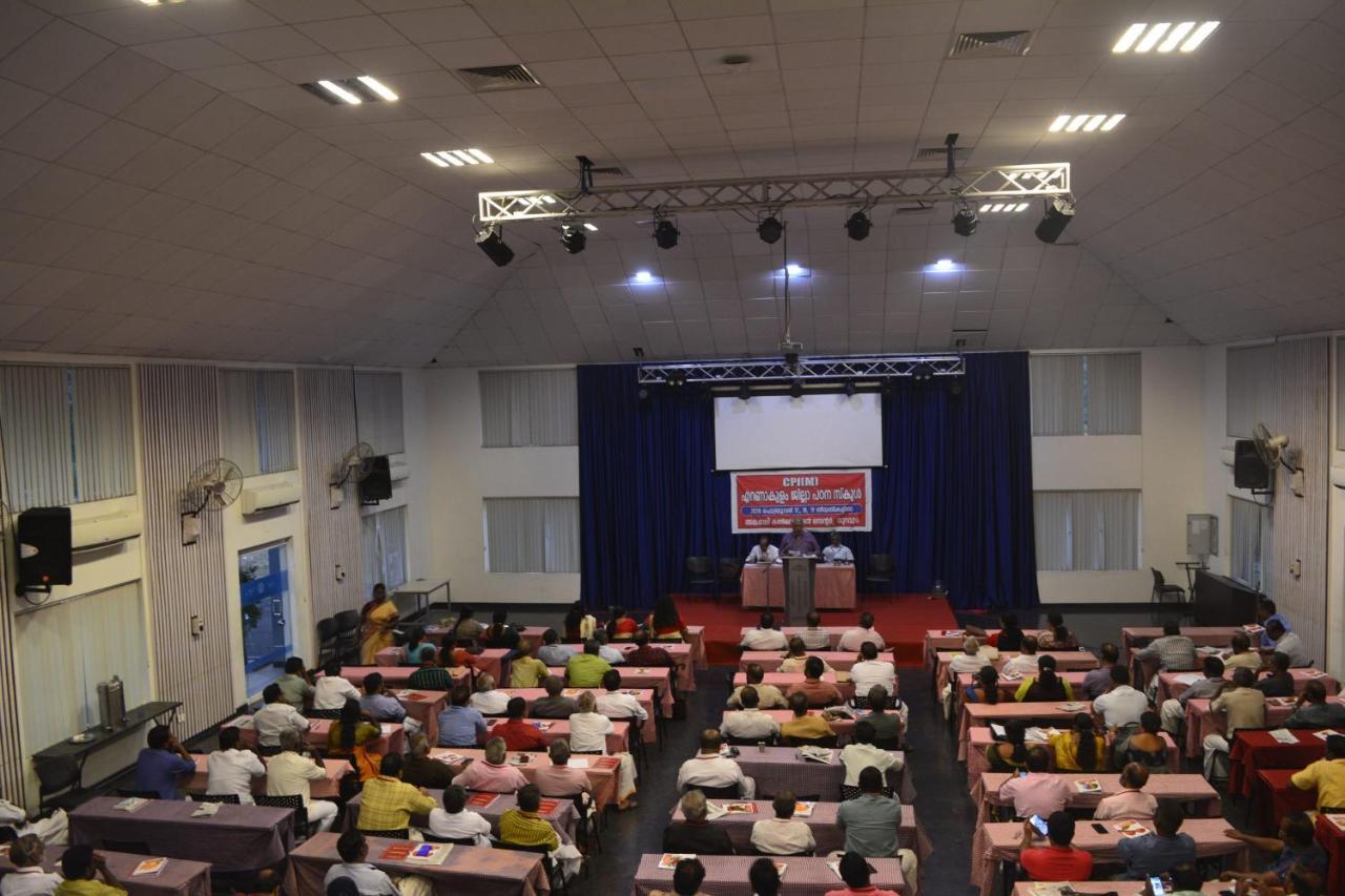 Angamaly Convention Centre Hotel Kochi ภายนอก รูปภาพ
