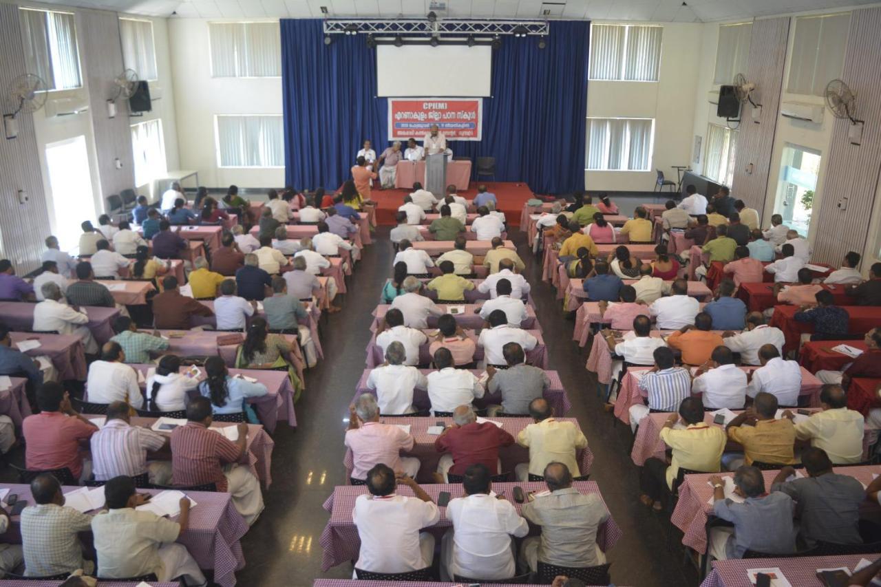 Angamaly Convention Centre Hotel Kochi ภายนอก รูปภาพ