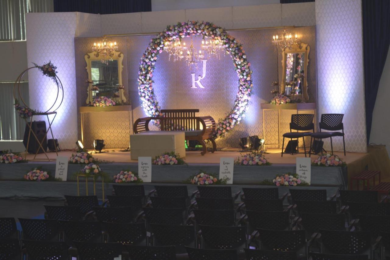 Angamaly Convention Centre Hotel Kochi ภายนอก รูปภาพ